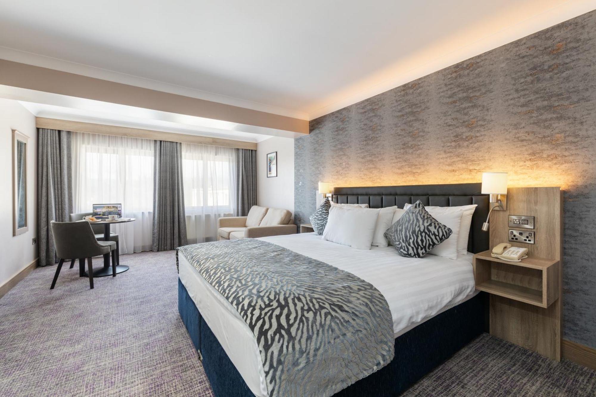 Rochestown Lodge Hotel Dun Laoghaire Exteriér fotografie