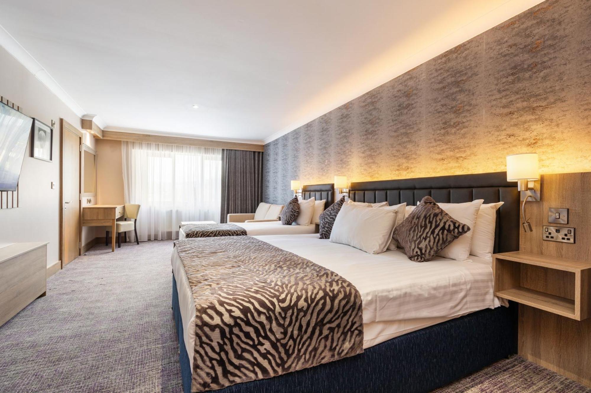 Rochestown Lodge Hotel Dun Laoghaire Exteriér fotografie