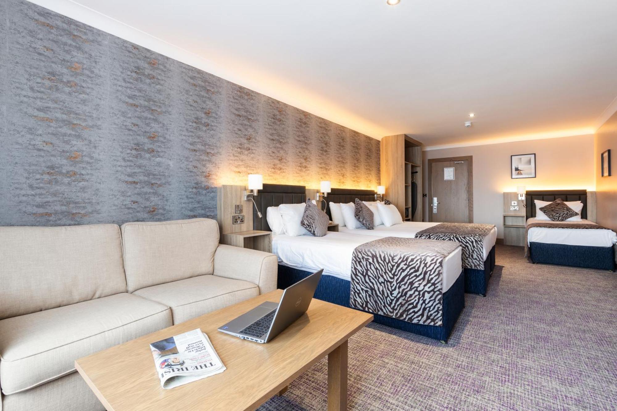 Rochestown Lodge Hotel Dun Laoghaire Exteriér fotografie