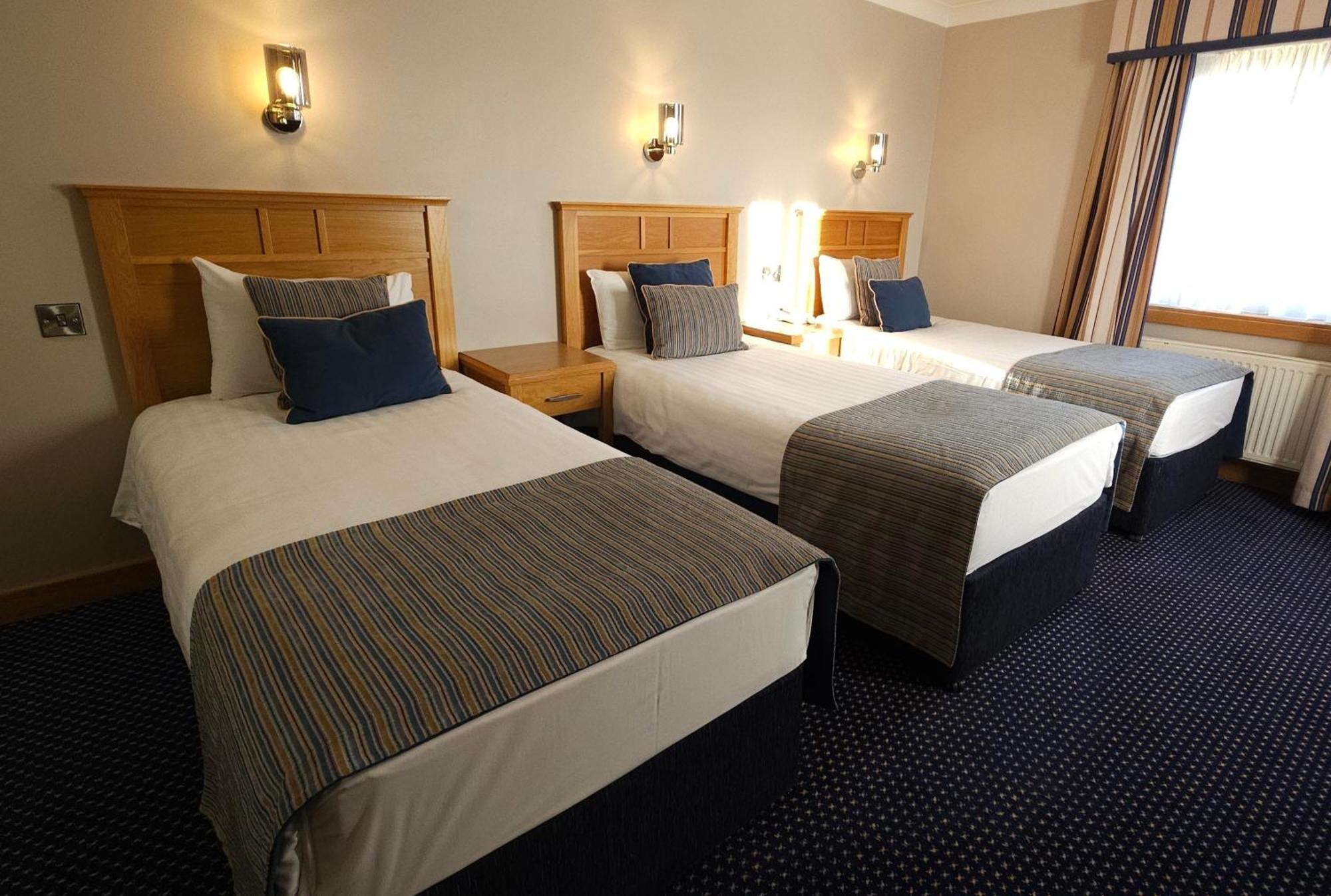 Rochestown Lodge Hotel Dun Laoghaire Exteriér fotografie