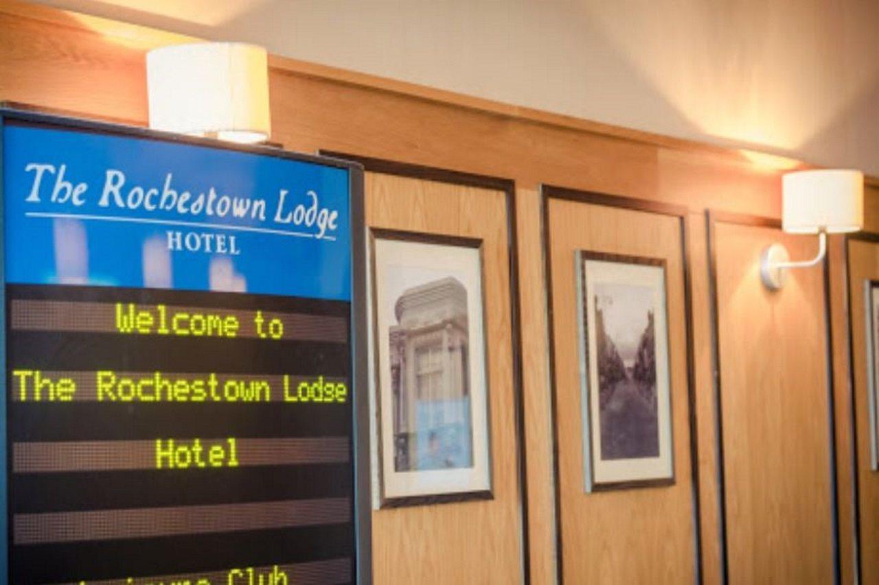 Rochestown Lodge Hotel Dun Laoghaire Exteriér fotografie