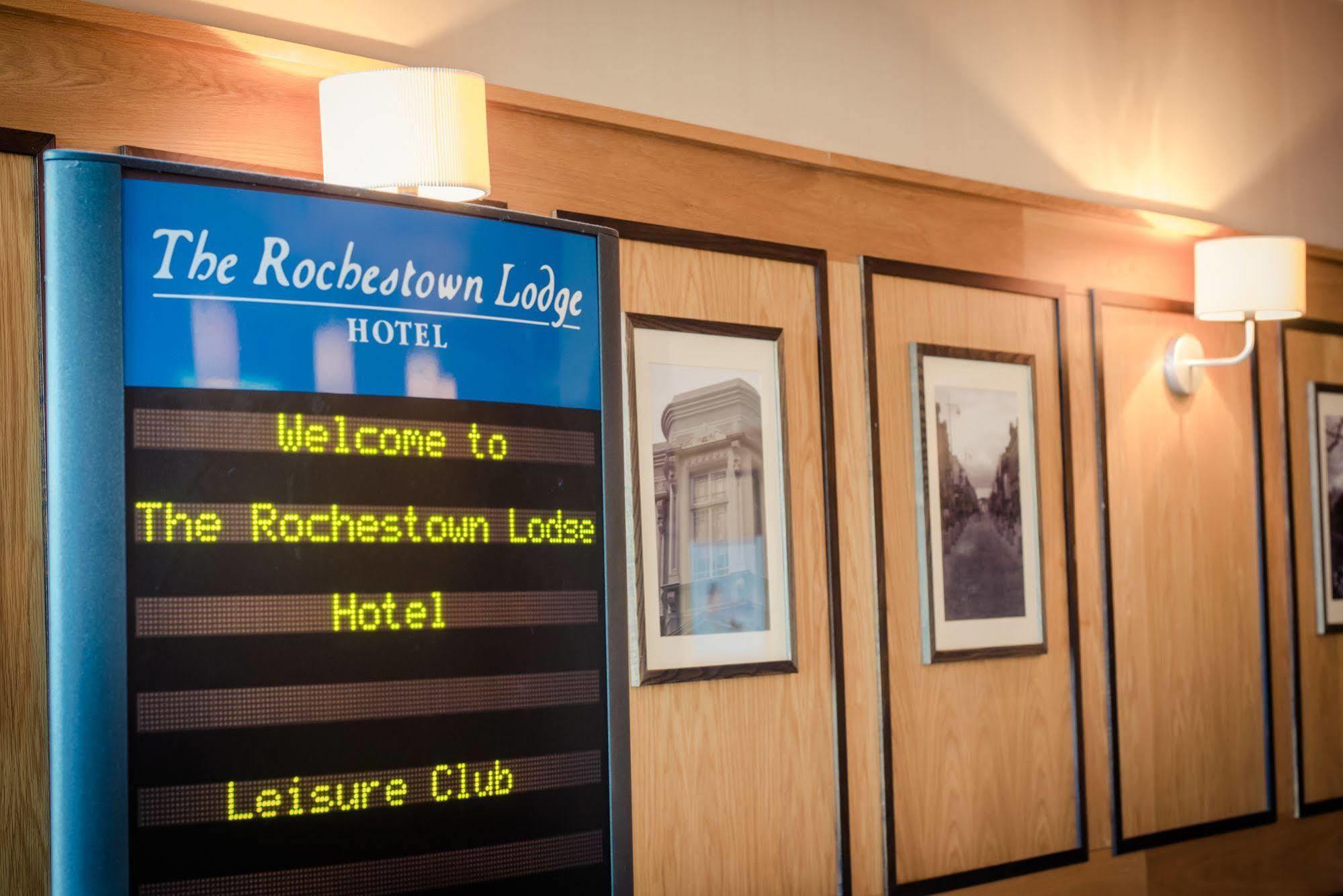 Rochestown Lodge Hotel Dun Laoghaire Exteriér fotografie